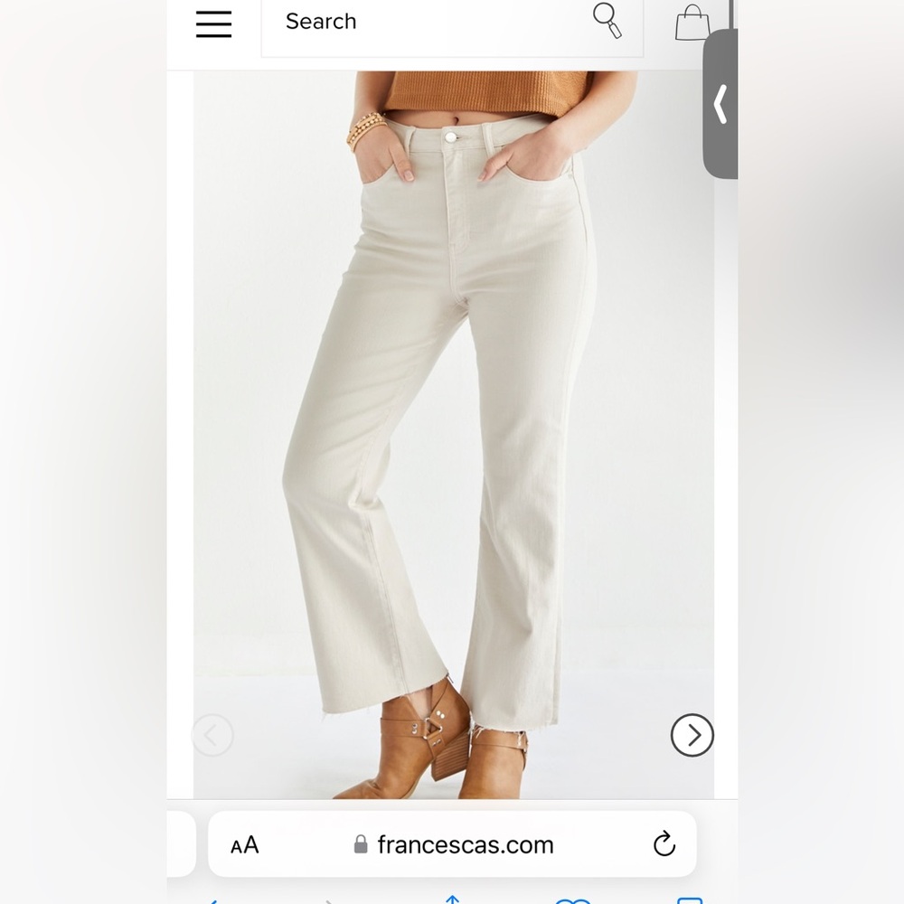Like New (Worn Once) Harper Heritage Mid-Rise Kick Crop Size 29